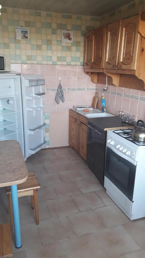 Apartment On Nepokorennyh Blvd モギリョフ エクステリア 写真